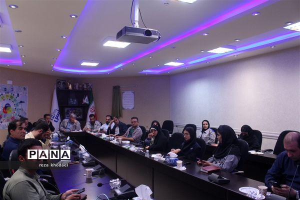 نشست خبری و تور رسانه ای  از کارخانه کلرپارس تبریز