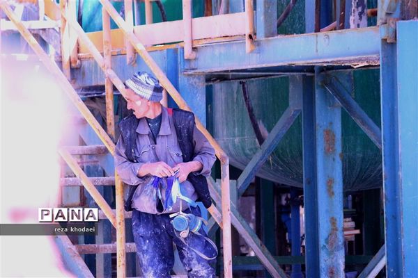نشست خبری و تور رسانه ای  از کارخانه کلرپارس تبریز