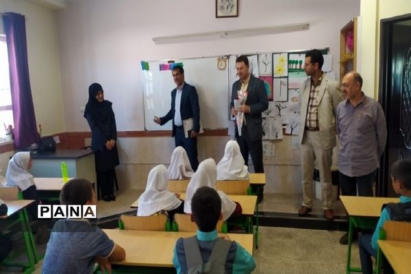 بازدید رئیس آموزش و پرورش از مدارس  شهرستانهای تهران به‌مناسبت هفته معلم