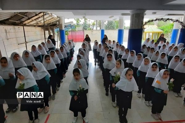 جشن روز معلم در دبستان دخترانه سما یک و دو رودهن