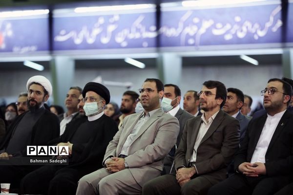 آیین بزرگداشت مقام معلم با حضور رئیس جمهوری