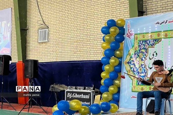 برگزاری جشن بزرگداشت هفته مقام معلم در شهرستان مانه و سملقان
