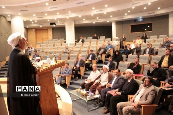 اولین نشست دبیران اقامه نماز ادارات کل خراسان رضوی درسال 1402