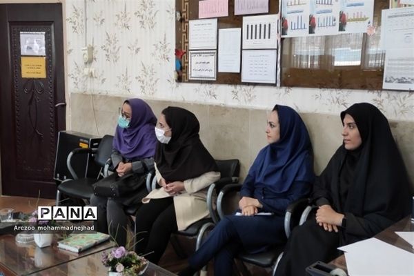 برگزاری اردوی جهادی هفته سلامت در دبستان عمار شهرستان قرچک