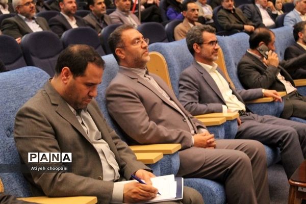 همایش تجلیل از معلمان نمونه شهر تهران «معلم هادی تربیت»