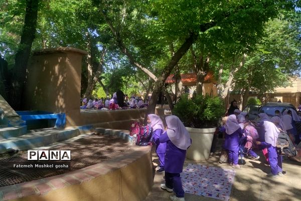 اردوی فرهنگی تفریحی دانش‌آموزان دبستان دخترانه مبعث ناحیه 3 شیراز