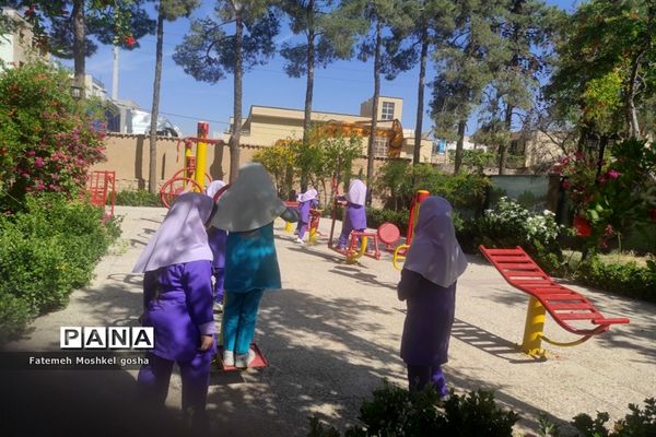 اردوی فرهنگی تفریحی دانش‌آموزان دبستان دخترانه مبعث ناحیه 3 شیراز
