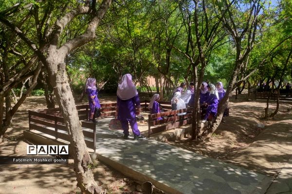 اردوی فرهنگی تفریحی دانش‌آموزان دبستان دخترانه مبعث ناحیه 3 شیراز