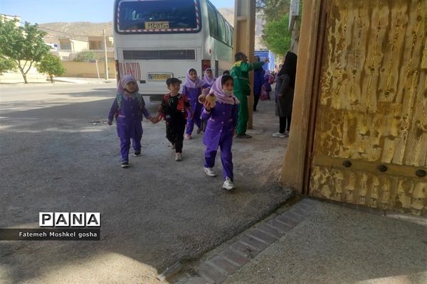 اردوی فرهنگی تفریحی دانش‌آموزان دبستان دخترانه مبعث ناحیه 3 شیراز