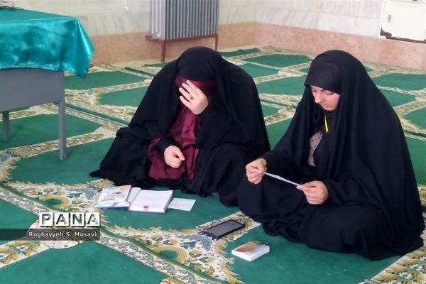 مرحله استانی مسابقات قرآن کریم دختران دانش‌آموز قم در شهر دستجرد