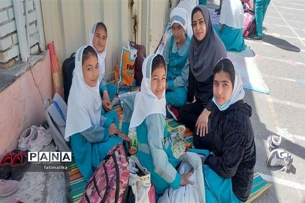 اردوی شاد درون‌مدرسه‌ای در دبستان دخترانه پروین اعتصامی شهرستان فیروزکوه