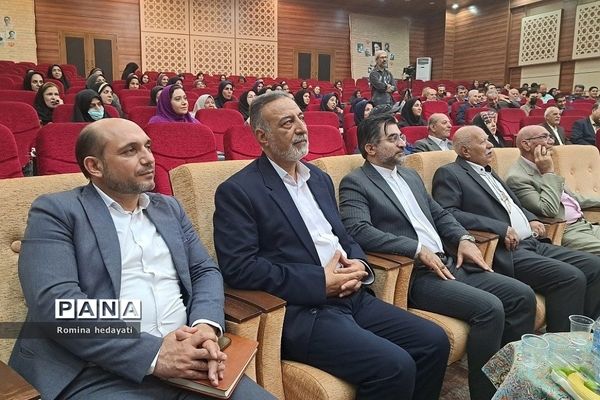 همایش تجلیل از فرهنگیان منتخب در آموزش و پرورش رودهن