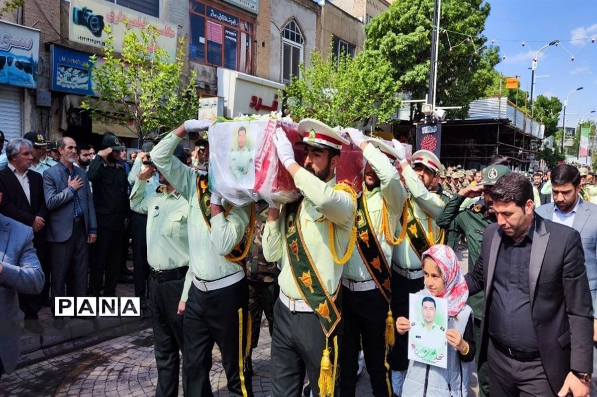 مراسم تشییع پیکر شهید مدافع امنیت در زنجان