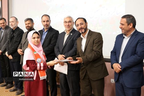 برگزاری آیین گرامیداشت بیست وچهارمین سالروز تاسیس سازمان دانش آموزی در اردبیل