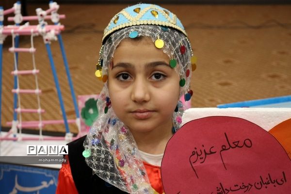 برگزاری آیین گرامیداشت بیست وچهارمین سالروز تاسیس سازمان دانش آموزی در اردبیل