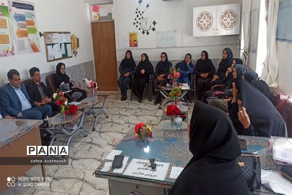 بزرگداشت مقام معلم در دبستان فاطمیه خاتم