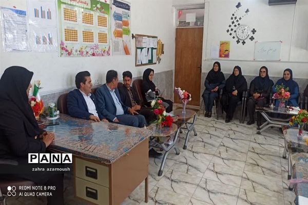 بزرگداشت مقام معلم در دبستان فاطمیه خاتم