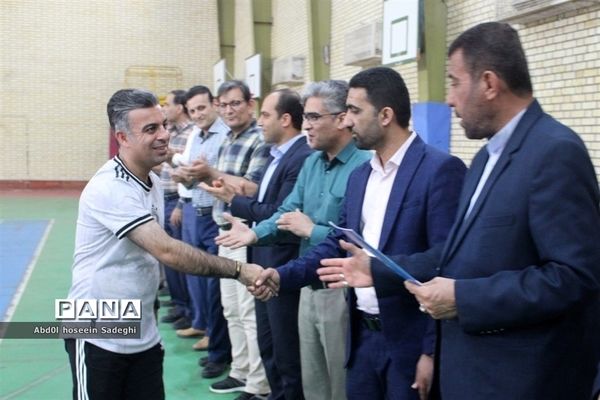 مسابقات فوتسال بالای 40سال فرهنگیان استان بوشهر-2