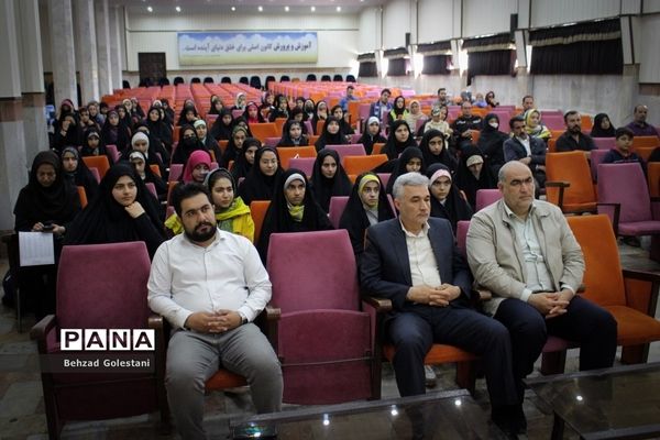 اعزام دانش‌آموزان زیارت اولی آذربایجان غربی به مشهد مقدس