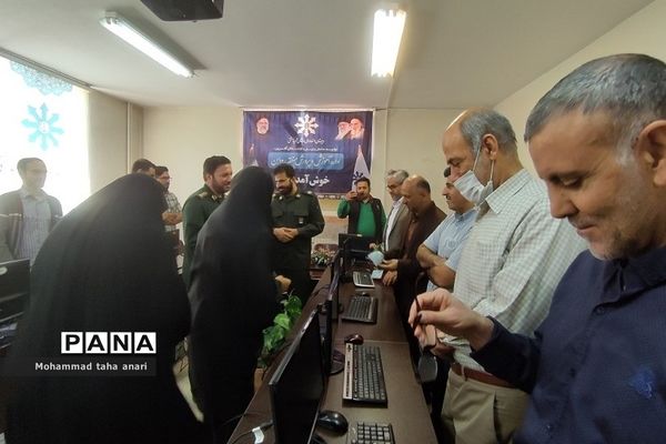 برگزاری هیات اندیشه‌ورز بسیج فرهنگیان در مرکز استعدادهای درخشان شهید بهشتی رودهن