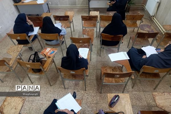 جلسه به روز رسانی و فعال‌سازی اکسل داوری مرحله مدرسه‌ای در دبیرستان عدالت شهر جوادآباد