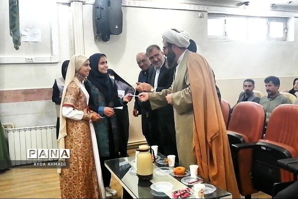 آیین سپاس معلم در فشافویه