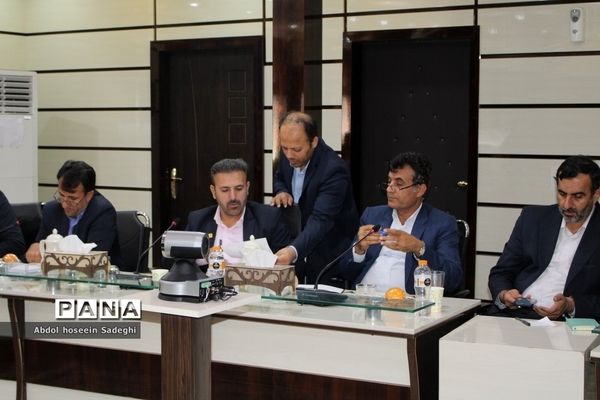نشست کمیته پیشگیری و مبارزه با جعل اسناد در بوشهر