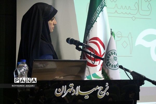 نشست هم‌اندیشی مسئولان سازمان دانش‌آموزی شهرستان‌های استان تهران در برج میلاد