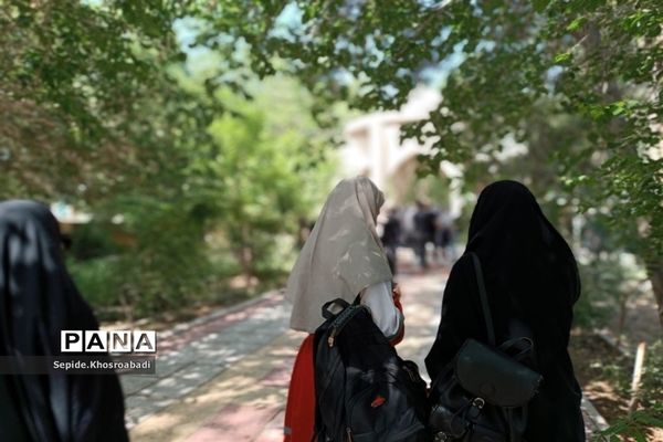 زیارت قبور شهدای گمنام پاکدشت
