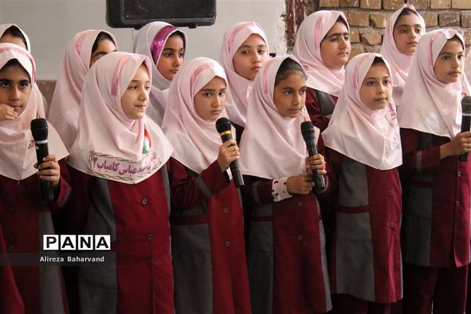 برگزاری نماز جماعت ویژه دانشآموزان دختر