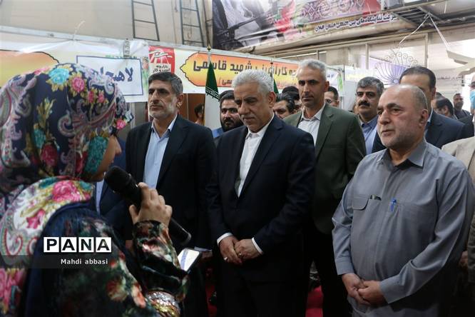افتتاح بازارچه کسب و کار دانشآموزی در نمایشگاه بین المللی گیلان