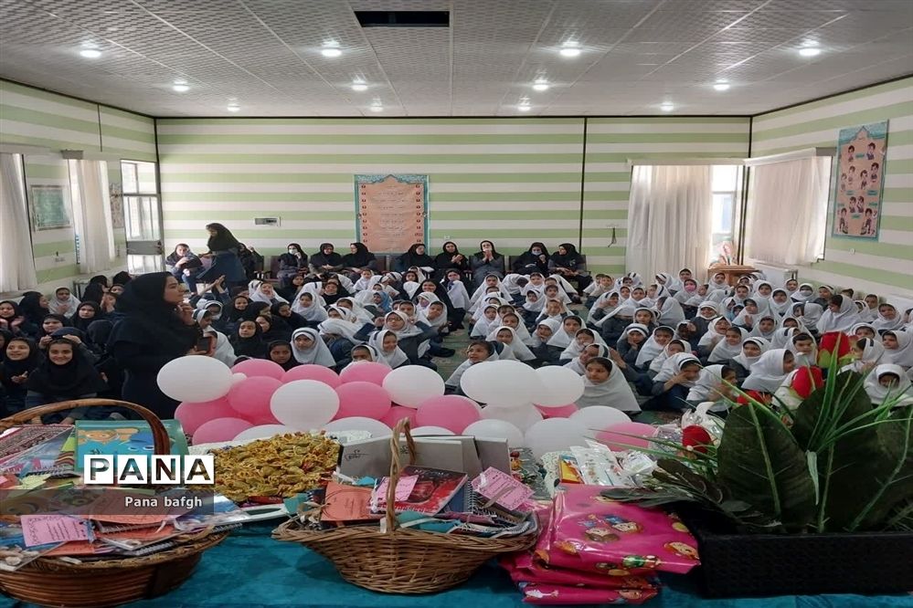 برگزاری جشن روز دختر در مدرسه هفت تیر بافق