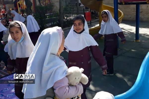 اردوی دانش‌آموزان دبستان حضرت زهرا(س) ۲ رودهن در آخرین روز سال تحصیلی