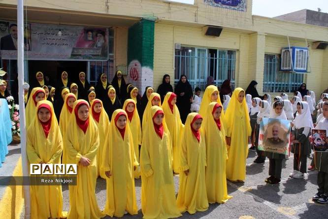 آیین یادبود خیر مدرسهساز حاج علی اکبر واعظی در ناحیه یک بهارستان