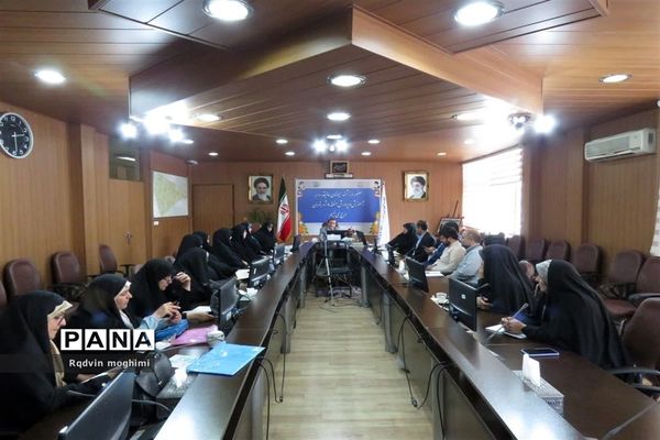 جلسه کارگروه اوقات فراغت منطقه ۸