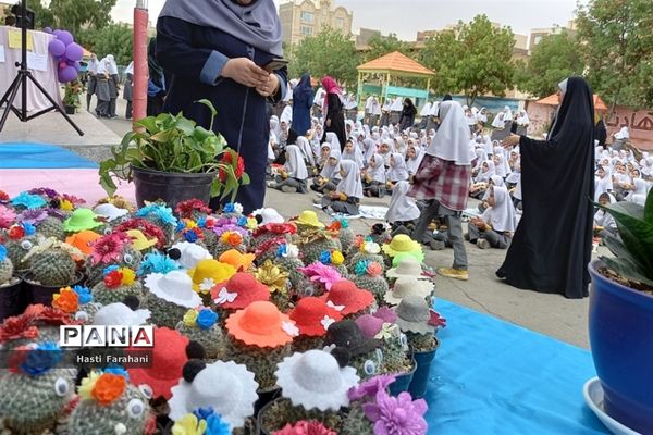 مراسم روز دختر در مدرسه دخترانه ریحانه‌النبی شهرستان قرچک‌