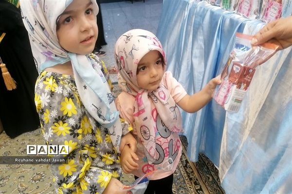 جشن  میلاد حضرت فاطمه معصومه (س) و روز دختر در مسجد امام صادق (ع)