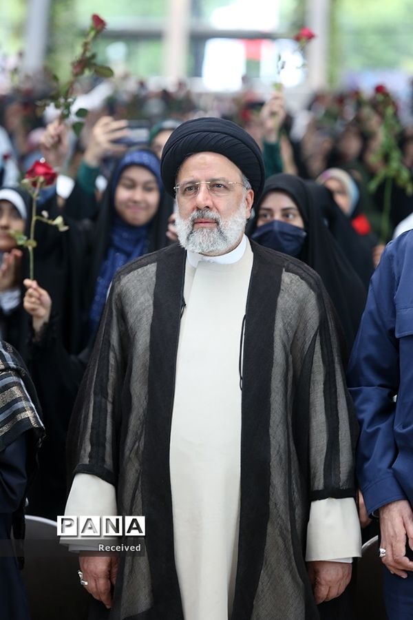 جشن میلاد حضرت معصومه (س) و روز دختر
