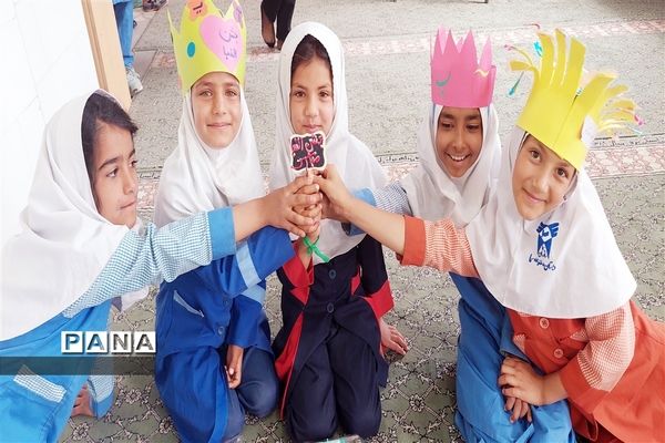 برپایی جشن الفبای دانش‌آموزان کلاس اولی مدرسه هاشمی نژاد خاتم