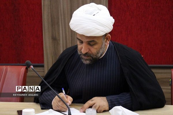 نشست هم‌اندیشی ستاد اوقات فراغت تابستان ۱۴۰۲ در ‌آموزش و پرورش شهرستان‌های تهران