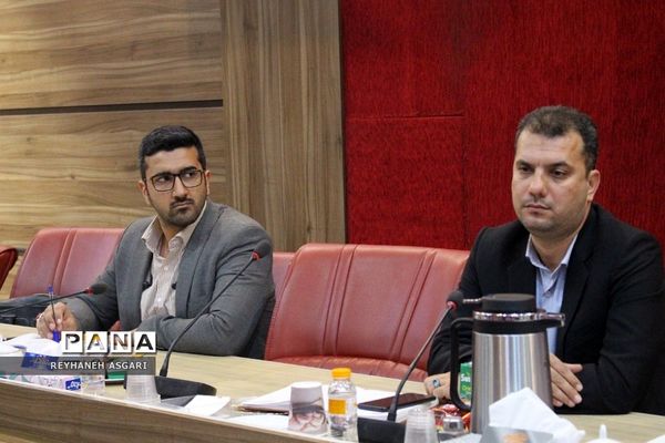 نشست هم‌اندیشی ستاد اوقات فراغت تابستان ۱۴۰۲ در ‌آموزش و پرورش شهرستان‌های تهران