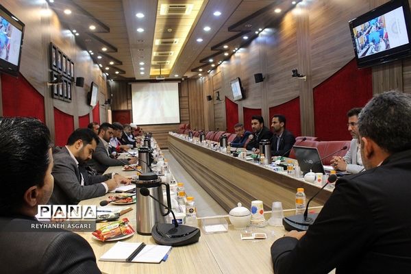 نشست هم‌اندیشی ستاد اوقات فراغت تابستان ۱۴۰۲ در ‌آموزش و پرورش شهرستان‌های تهران