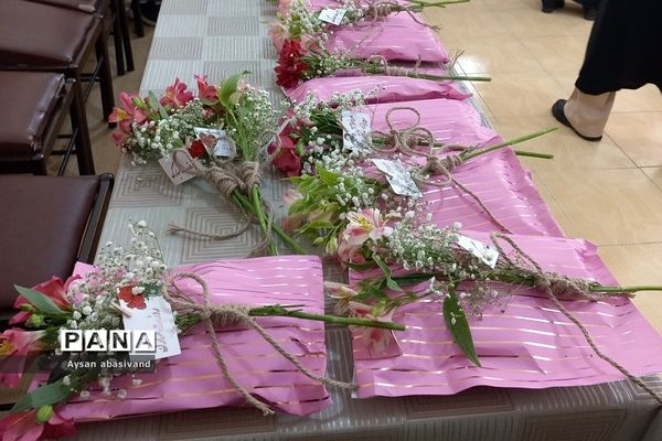 بازدید کارشناسان امور بانوان آموزش و پرورش شهرستان قرچک از مدرسه زنده‌یاد منصوری