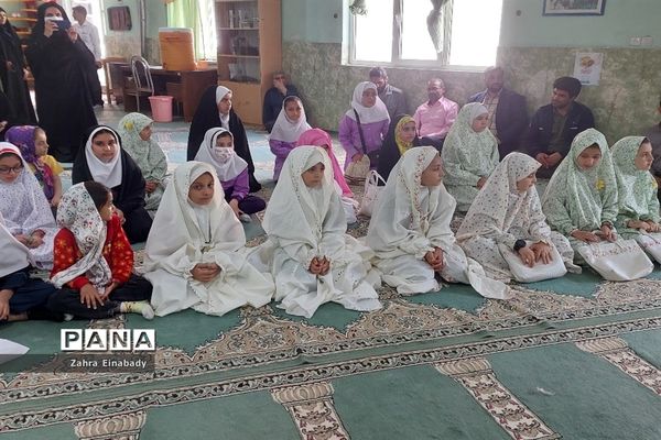 مراسم تقدیر از دانش‌آموزان فعال فرهنگی در ملارد
