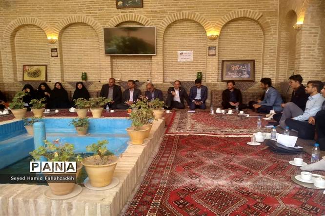 جلسه هماندیشی سرگروههای پرورشی ناحیه یک بهمناسبت سالروز آزادسازی خرمشهر