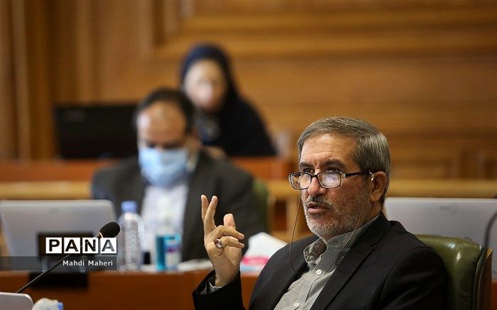 انتقاد عضو شورای شهر تهران از وضعیت لایروبی جوی آب در خیابان مولوی