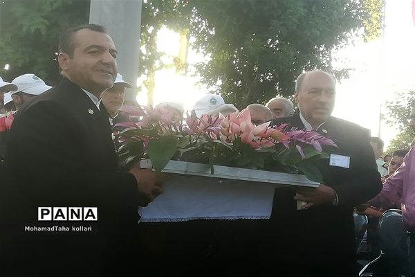 آیین اهتزاز پرچم مطهر حرم رضوی در ورامین