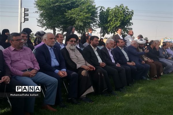 آیین اهتزاز پرچم مطهر حرم رضوی در ورامین