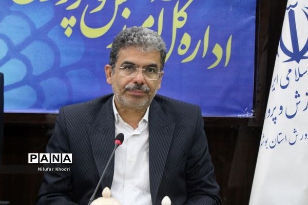 جلسه هم‌اندیشی طرح دانش‌آموز تراز انقلاب اسلامی در بوشهر