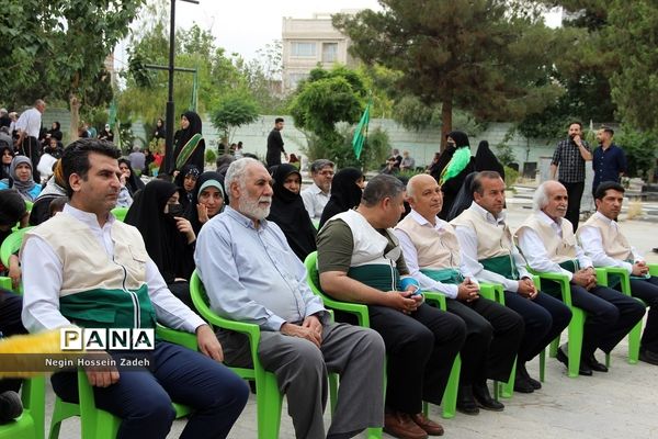 همایش تکریم امامزادگان و عطرافشانی مزارشهدا در اسلامشهر